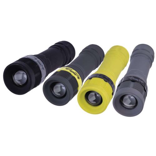 svítilna plastová, LED 3 W, s fokusem, dosvit 75 m, 3x AAA 1,5 V